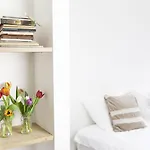 Hello I'm Local - Boutique אכסניה הארלם