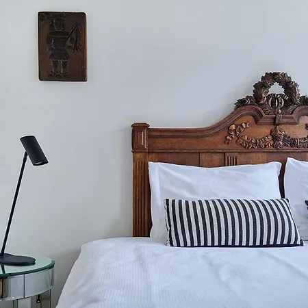 Hello I'm Local - Boutique Hostel Χάαρλεμ