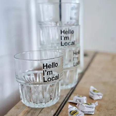 Hello I'm Local - Boutique Χάαρλεμ