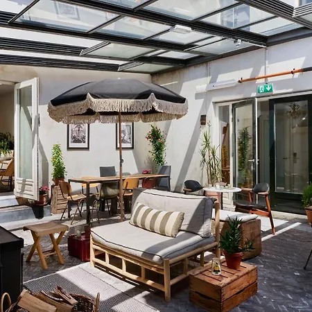 Hello I'm Local - Boutique Hostel Χάαρλεμ