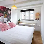Hello I'm Local - Boutique Vandrerhjem *