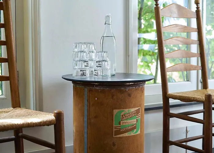 Hello I'm Local - Boutique Auberge de jeunesse Haarlem